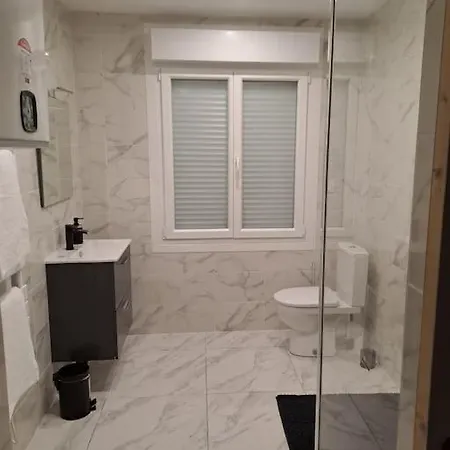 Апартаменты 24h Course/moto/ Oasis / Antares Ле-Ман